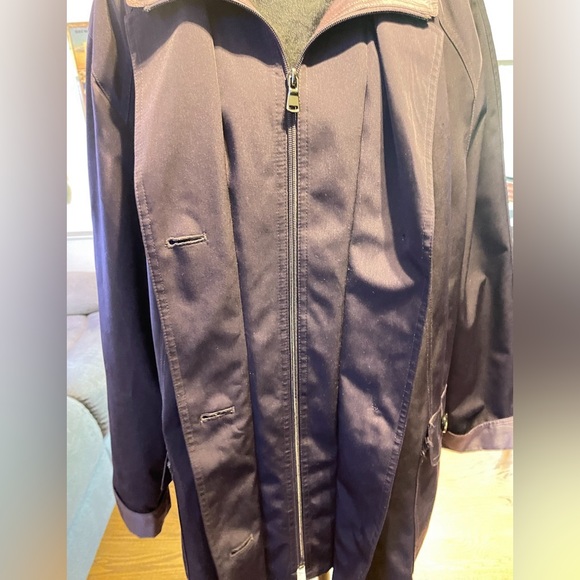 Vintage Gallery Woman's Coat W/ Removable Liner Black With Purple Cuffs Size 2X - Picture 3 of 10
